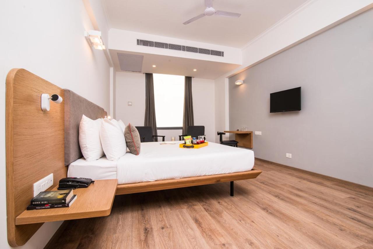 Oyo Townhouse 028 Corporate Suite Noida Zewnętrze zdjęcie