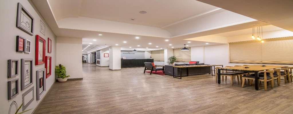 Oyo Townhouse 028 Corporate Suite Noida Udogodnienia zdjęcie