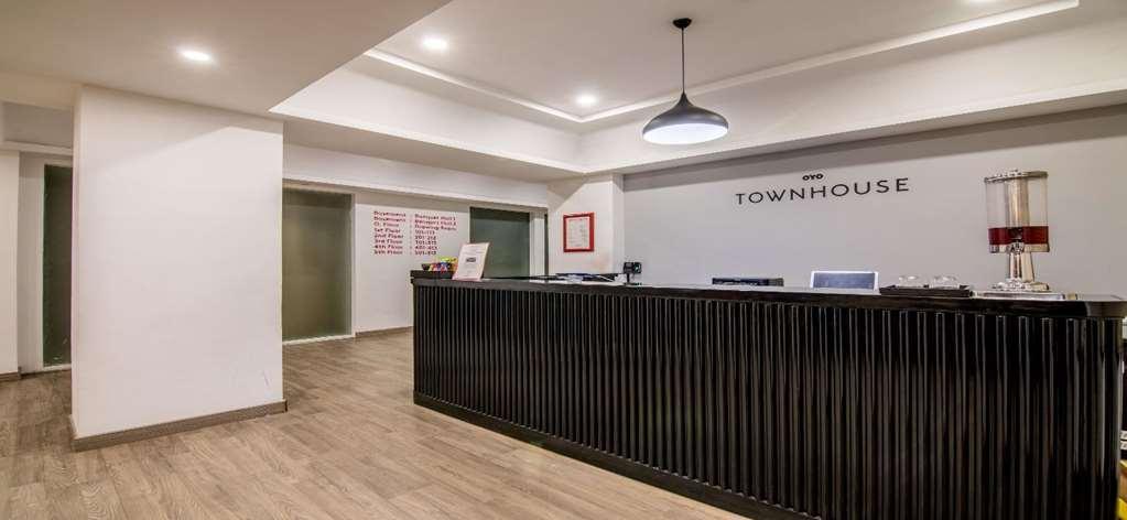 Oyo Townhouse 028 Corporate Suite Noida Wnętrze zdjęcie