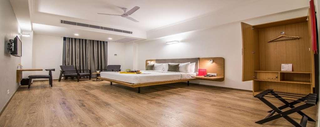 Oyo Townhouse 028 Corporate Suite Noida Pokój zdjęcie