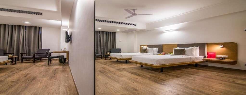 Oyo Townhouse 028 Corporate Suite Noida Pokój zdjęcie