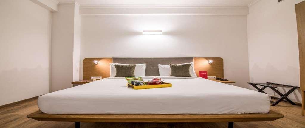 Oyo Townhouse 028 Corporate Suite Noida Pokój zdjęcie